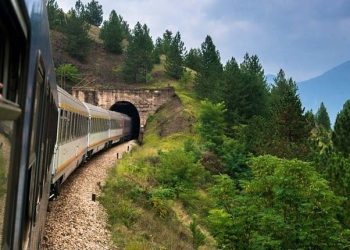 سفر با قطار