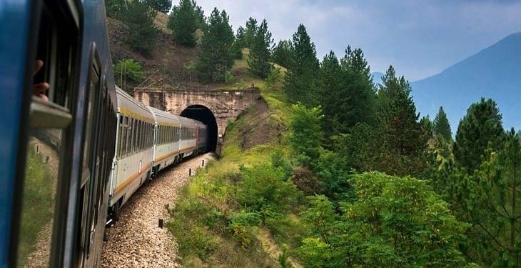 سفر با قطار