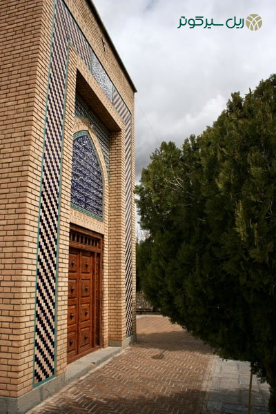 ورودی مقبره ابولحسن خرقانی