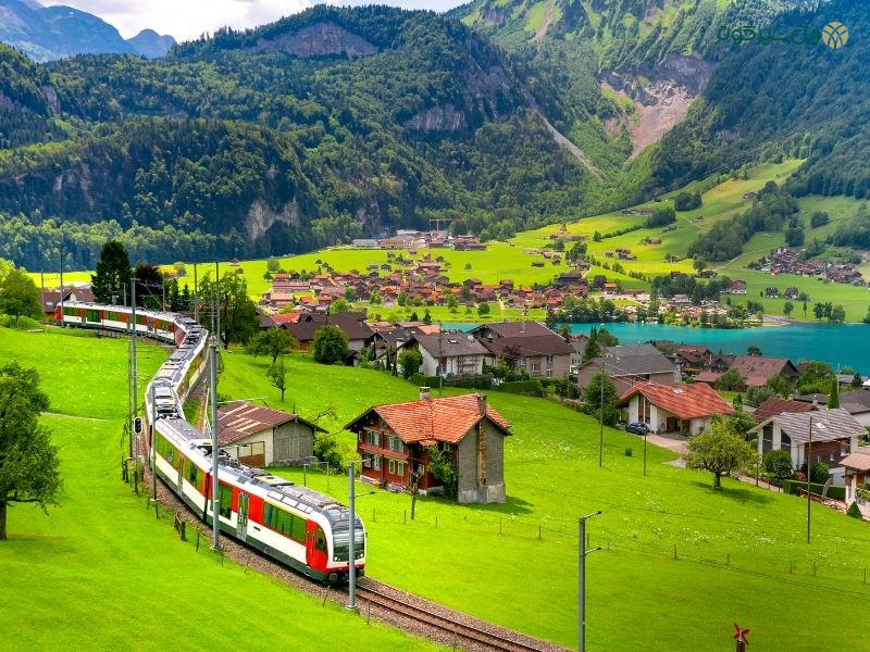 قطار کوهستانی سوییس