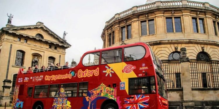 قطار هاپ آن هاپ آف