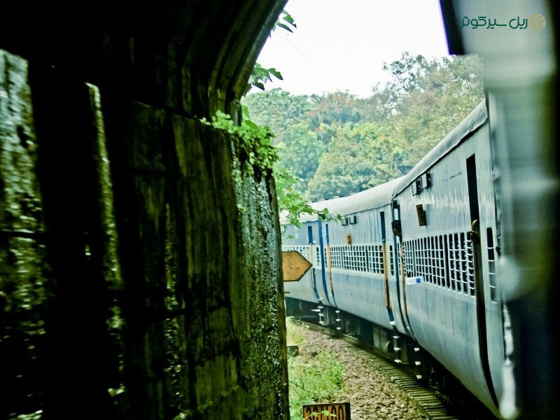 قطار و تونل