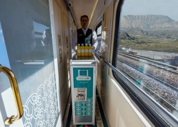 کیفیت پذیرایی در قطار