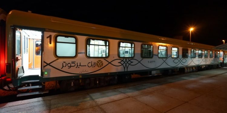 فروش بلیت قطار