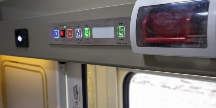 قطارهای ریل سیر کوثر حافظ محیط زیست