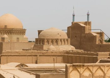 آرامگاه ابومحمد معتز در یزد: گنجینه‌ای از تاریخ و فرهنگ