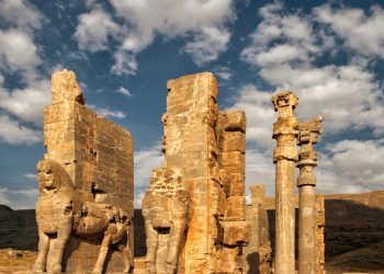 تور ریلی مثلث طلایی