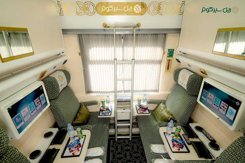 فضای داخلی کوپه زمرد